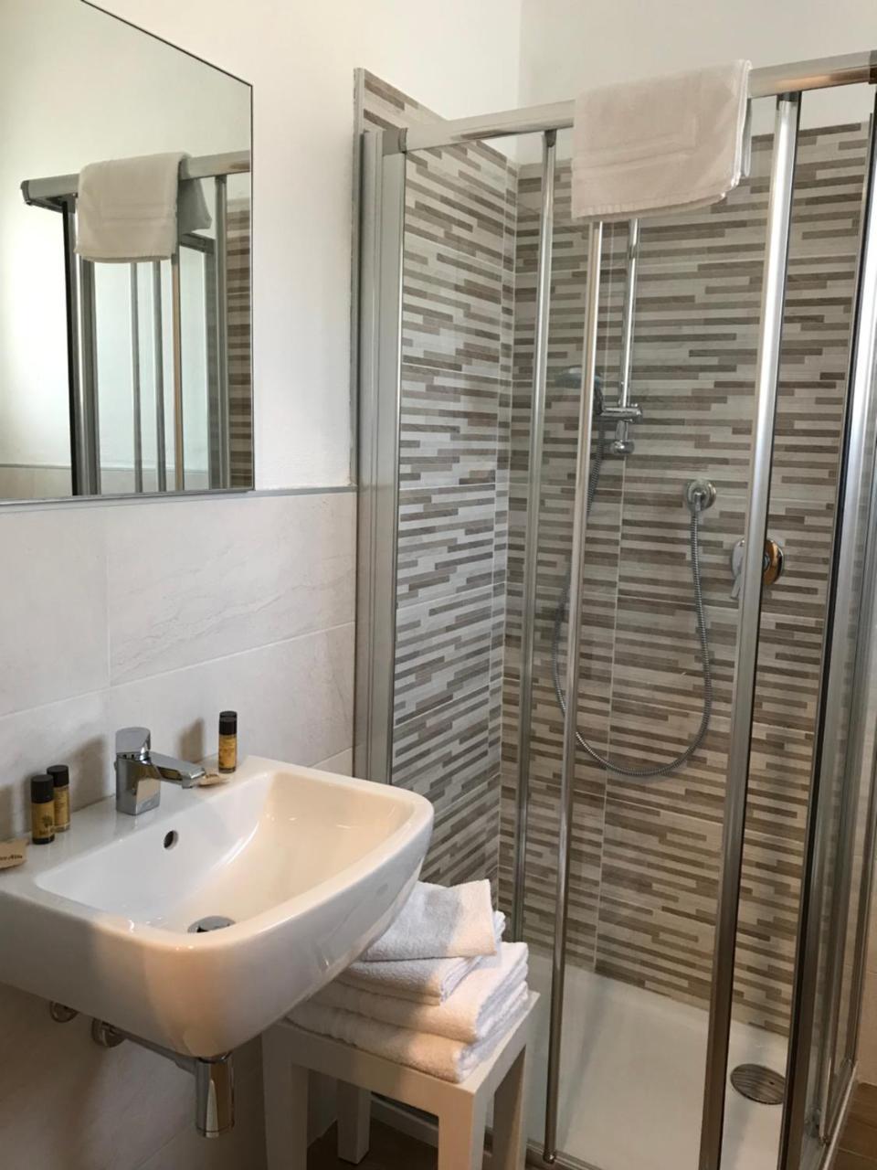 Hotel Cambogia Zibido San Giacomo 外观 照片